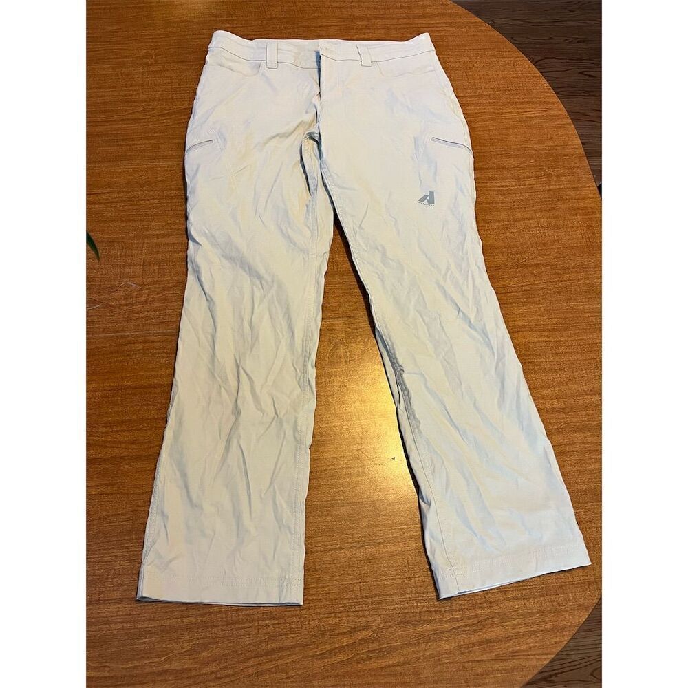 Eddie Bauer Women's Cargo Pants Size 8 Beige Casual Solid Functional Pockets